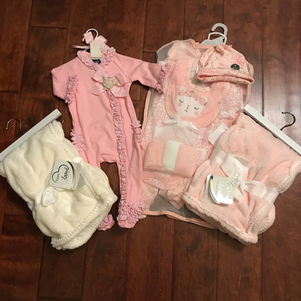 [SOLD] NWT Baby Girl Bundle- Laura Ashley & Mudpie